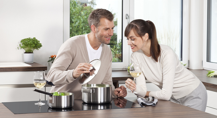  Mua BẾP TỪ nào nhập khẩu từ Tây Ban Nha chỉ với mức giá 17 triệu đồng ?