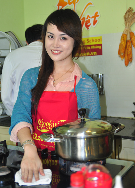 bếp điện từ mastercook mc 289et có tốn điện không ??